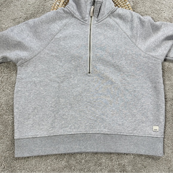 Vuori Women’s Organic Cotton Restore Half Zip Pullover in Light Heather Grey M - Picture 4 of 14